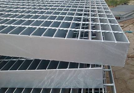 熱鍍鋅鋼格板